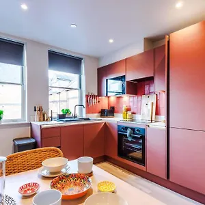  Apartment Luxury 2b Centre With Private Parking United Kingdom