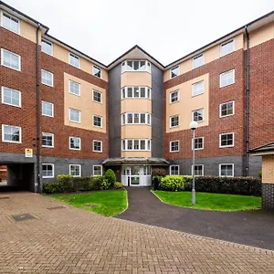  Apartment Budget United Kingdom