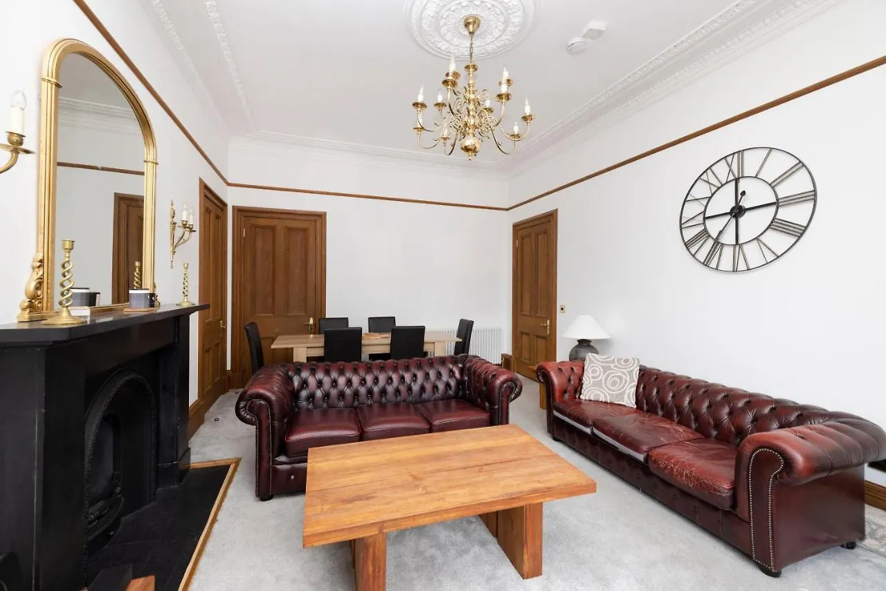 Joivy Spacious Home Near The Meadows Edinburgh 0*,  United Kingdom