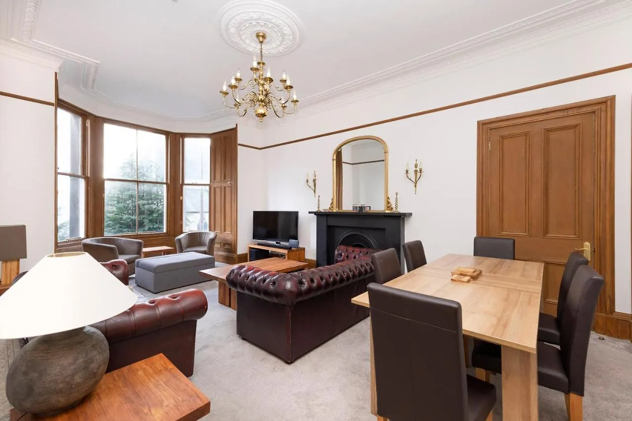 Joivy Spacious Home Near The Meadows Edinburgh Apartment