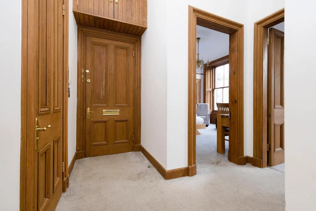 Apartment Joivy Spacious Home Near The Meadows Edinburgh