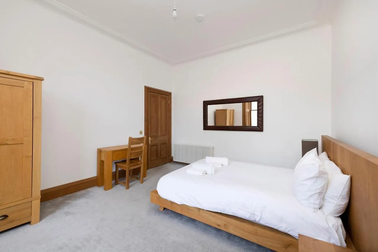 Apartment Joivy Spacious Home Near The Meadows Edinburgh United Kingdom